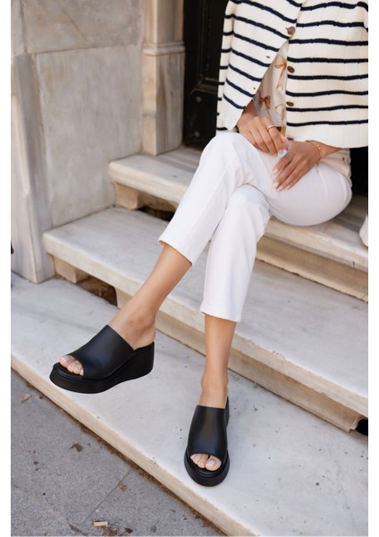 Pacho Kadın Beyaz Gercek Deri Terlik modelleri