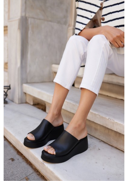 Pacho Kadın Beyaz Gercek Deri Terlik