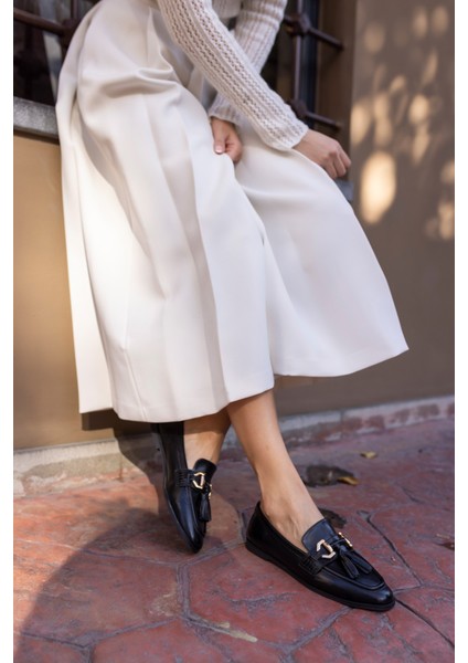 Tenna Kadın Siyah Puskullu Babet indirimleri