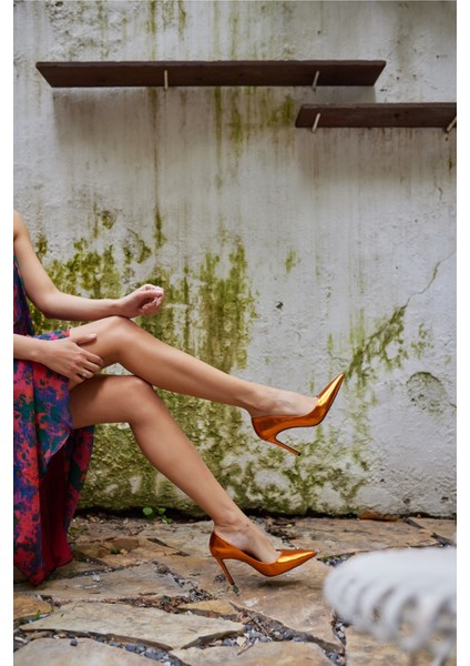 Lizbon Kadın Orange Metalık Stıleto