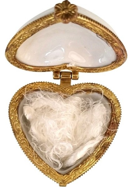 Porselen Işlemeli Likalı Hokka, Şık Kaliteli Zarif Hokka, Mürekkep Kutusu, Kalpli Beyaz