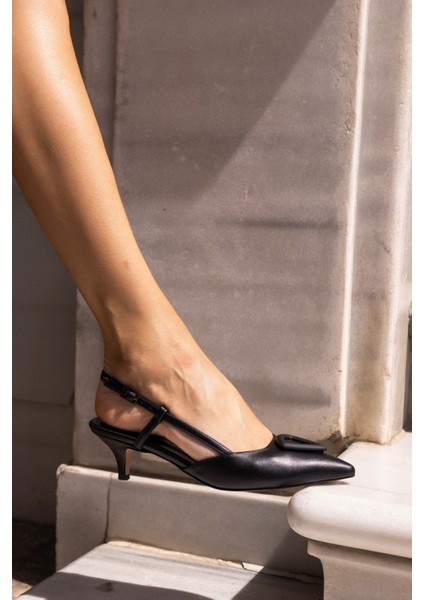 Sudel Kadın Siyah Mini Topuklu Sandalet