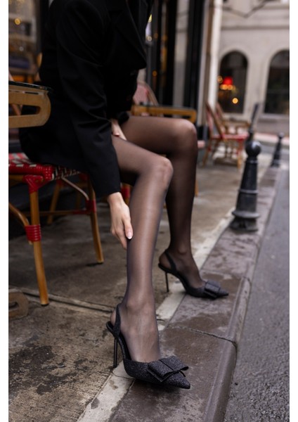 Axel Kadin Siyah Simli Fiyonk Detay Topuklu Ayakkabi