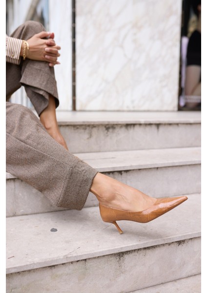 Sorescu Kadın Bordo Kroko Detay Stıleto