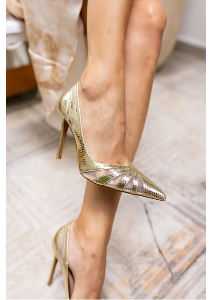 Datra Kadin Altın Stiletto Topuklu Ayakkabi fırsatları