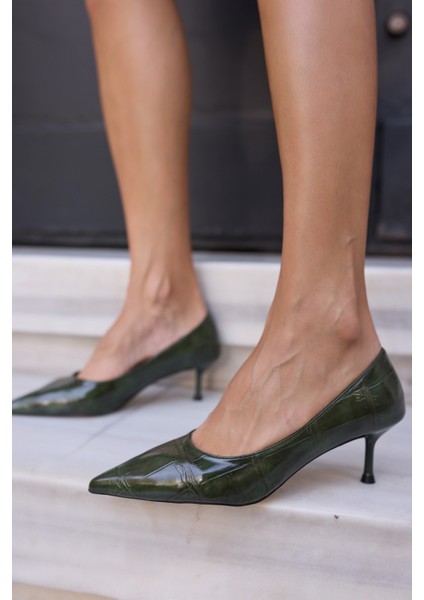 Sorescu Kadın Bordo Kroko Detay Stıleto