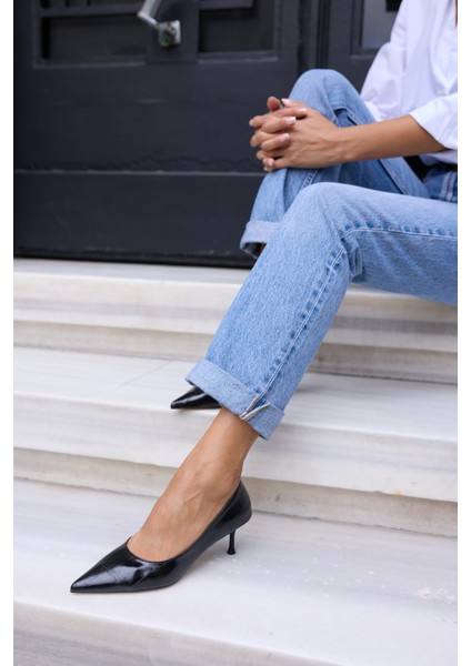 Sorescu Kadın Bordo Kroko Detay Stıleto modelleri