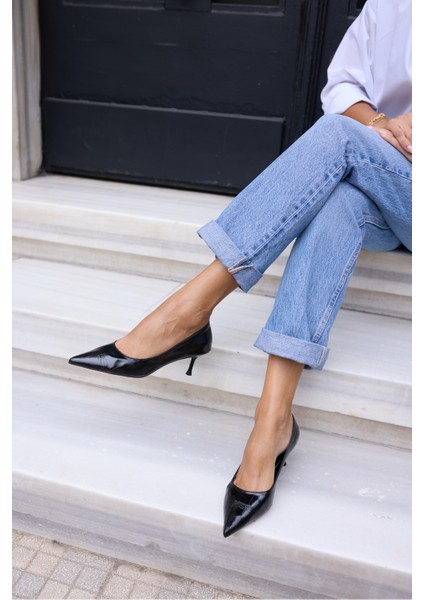 Sorescu Kadın Bordo Kroko Detay Stıleto