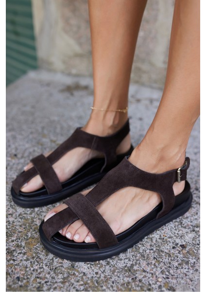 Pesco Kadin Kahve Suet Sandalet fırsatları