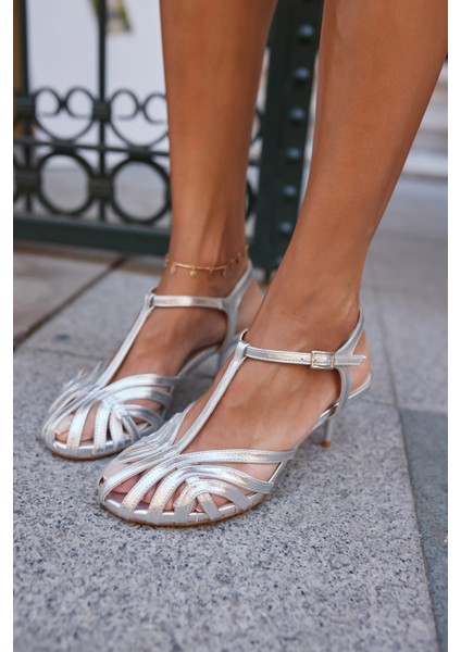 Jeroy Kadın Nude Bantlı 5 cm Topuklu Sandalet