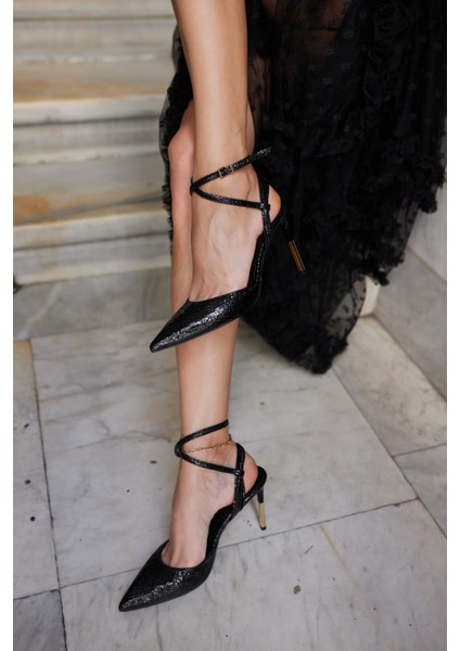 Alya Kadın Gumus Desenli Topuklu Sandalet fırsatları