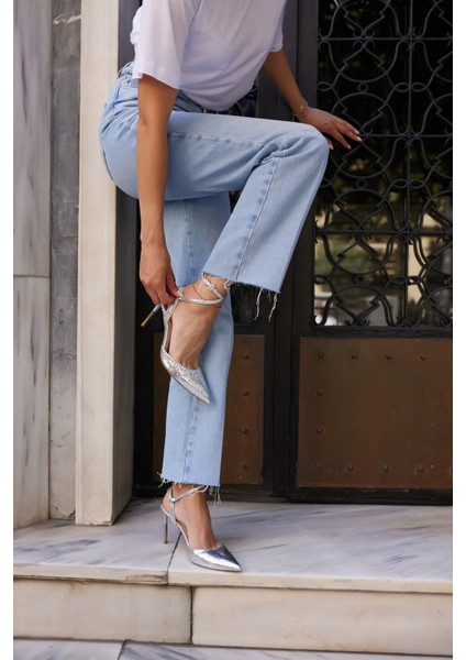 Alya Kadın Gumus Desenli Topuklu Sandalet