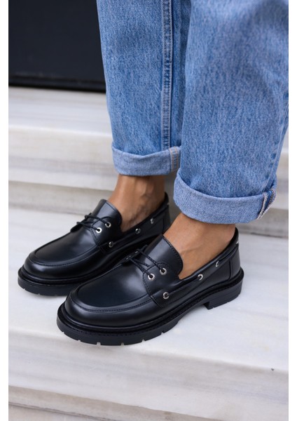 Robin Kadin Siyah Cilt Bagcıklı Loafer Ayakkabi
