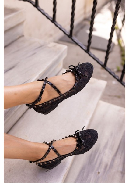 Irisa Kadin Bej Dantel Detayli Balerin Babet