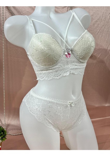 Balenli Dolgusuz Toparlayıcı Dantelli Sütyen Takımı