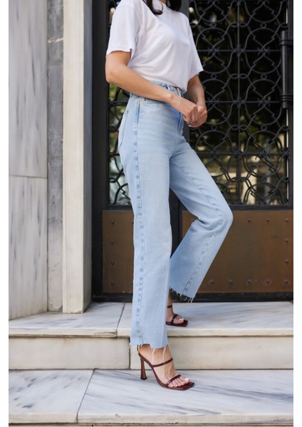 Cordeli Kadin Si̇yah Rugan Tek Bant Topuklu Sandalet modelleri