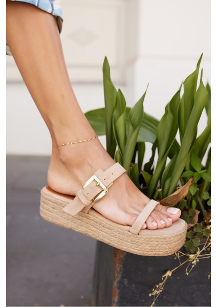 Luzy Kadın Bej Gercek Suet Tokalı Espadril Terlik fırsatları