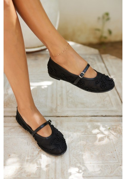 Lotaro Kadin Bej Işleme Detayli Tul Babet