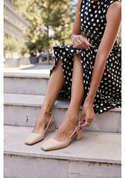 Alfama Kadın Nude Kut Burunlu Kalın Topuklu Sandalet fırsatları