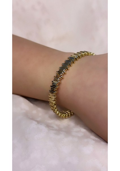 14 Ayar Altın Kaplama Renginde Ayarlanabilir Zigzag Kelepçe