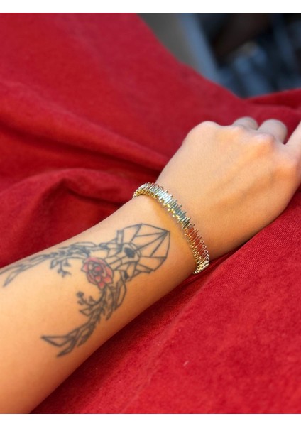 14 Ayar Altın Kaplama Renginde Ayarlanabilir Zigzag Kelepçe fiyatları