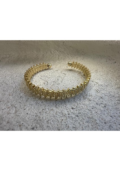 14 Ayar Altın Kaplama Renginde Ayarlanabilir Zigzag Kelepçe