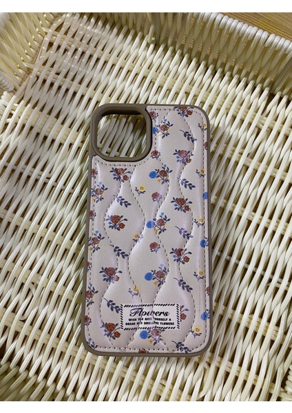 Apple Iphone 13/14 Uyumlu Pofidik Kahverengi -Çiçekli Kılıf