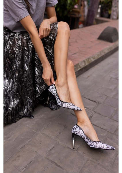 Paradiso Kadin Beyaz Leopar Payetli Topuklu Stiletto indirimleri