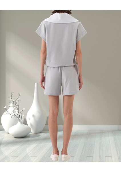 xint Kadın Oversize Yandan Cepli ve Renk Detaylı Beli Lastikli ve Bağcıklı Şort fırsatları