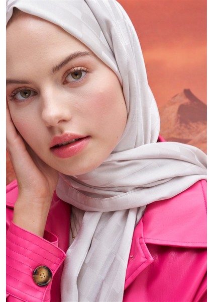 Gümüş Carell Küpçizgi Jakar Italyan Ipekli Şal fiyatları