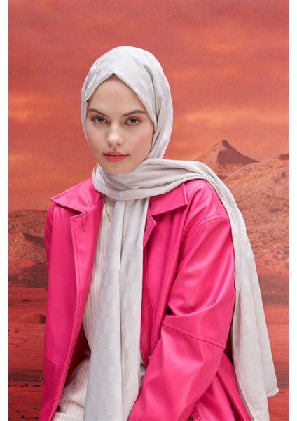 Gümüş Carell Küpçizgi Jakar Italyan Ipekli Şal fırsatları