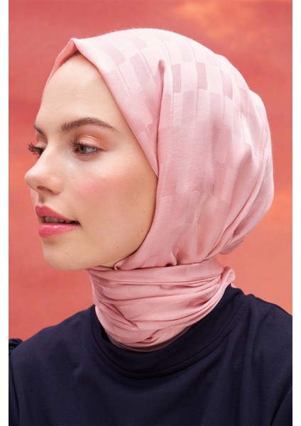 Pudra Carell Küpçizgi Jakar Italyan Ipekli Şal fırsatları