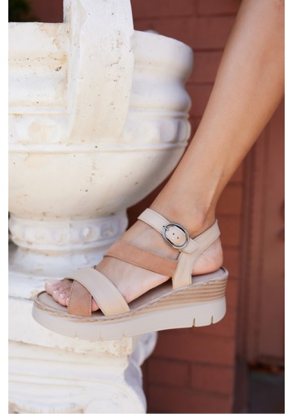 Sposa Kadın Taba Mercan Garnili Dolgu Deri Sandalet