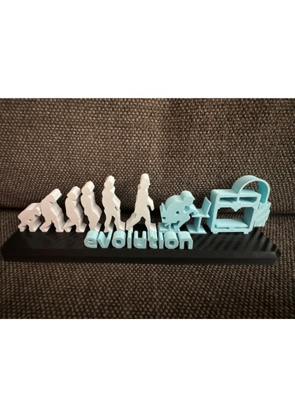 Evrimleşen Insan 3D Baskı Figürü - Pla Malzemeli Dekoratif Masaüstü Heykeli (30 cm Genişlik)