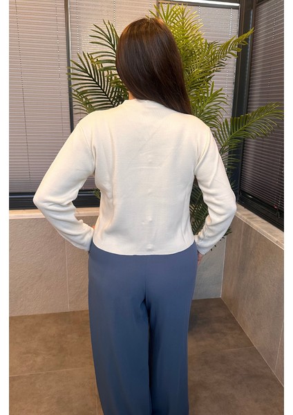 Ekru Gümüş Düğmeli Hırka modelleri