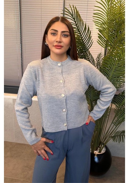 Gri Gümüş Düğmeli Hırka