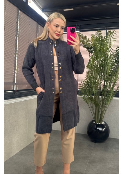 Çıtçıt Düğmeli Cep Detaylı Uzun Sakallı Gri Hırka fırsatları