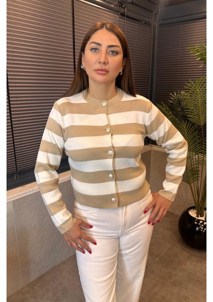 Çizgi Detaylı Gümüş Düğmeli Camel Hırka fiyatları