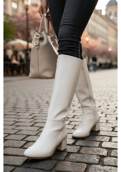 Despina Beyaz Deri Topuklu (5 cm Topuklu ) Yanı Fermuarlı Günlük Kullanım Çizme modelleri