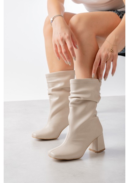 Madamore Bej Büzgülü Küt Burun (8 cm Topuk Boyu) Günlük Kullanım Bot