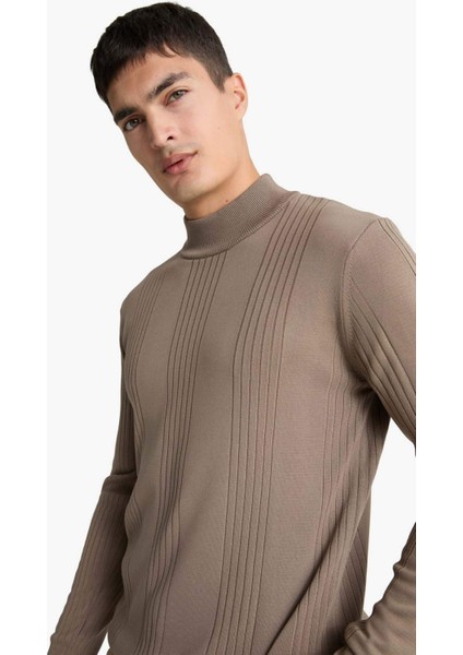 Standart Fit Balıkçı Yaka Triko KAZAK F4459AX25AU fırsatları