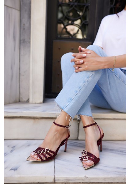 Luna Kadın Bordo Saten Tokalı Burun Demır Taşli Topuklu Abiye Sandalet fiyatları