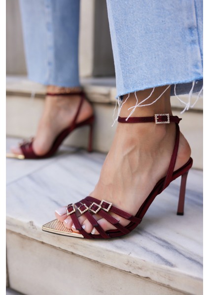 Luna Kadın Bordo Saten Tokalı Burun Demır Taşli Topuklu Abiye Sandalet