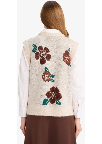 Regular Fit Bisiklet Yaka Triko YELEK G0715AX25WN indirimleri