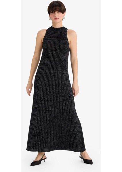 A Kesim Yarım Balıkçı Yaka Triko Kolsuz Maxi Elbise E0056AX25WN fiyatları