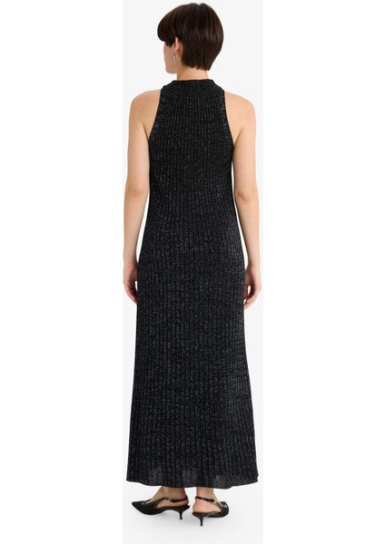 A Kesim Yarım Balıkçı Yaka Triko Kolsuz Maxi Elbise E0056AX25WN indirimleri