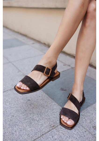 Poster Kadın Vizon Kum Suet Sandalet