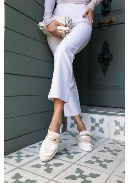 Crespo Kadin Bej Parasut Toka Detay Loafer Ayakkabi