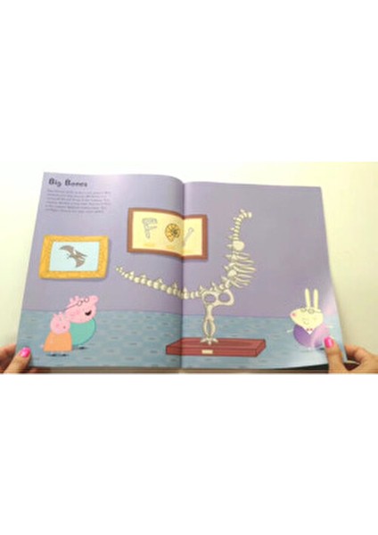 Peppa Pig - Dinosaurs Sticker Book fırsatları