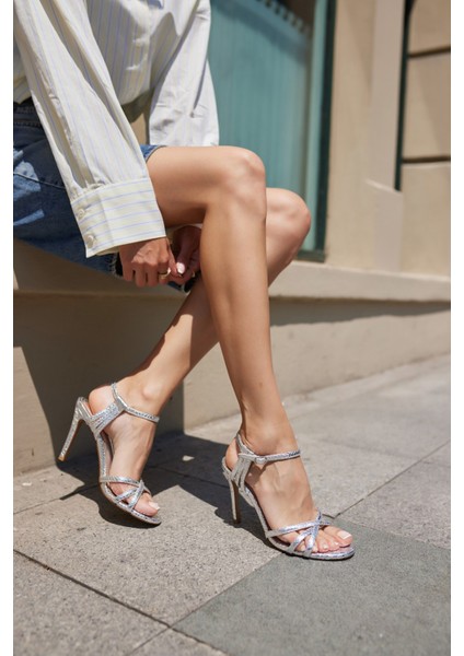 Chuki Kadın Gumus Bantlı Topuklu Sandalket fiyatları